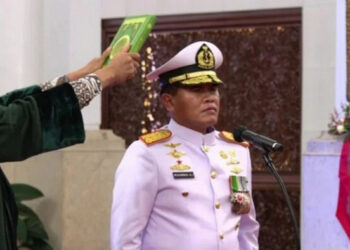 Presiden Lantik Laksdya Muhammad Ali sebagai KSAL Baru