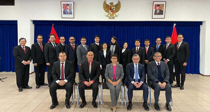 Menlu Lantik 128 Pejabat Pencatan Sipil Luar Negeri, Layanan Adminduk WNI di Luar Negeri Jadi Lebih Lancar dan Mudah