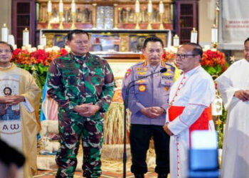 Kapolri dan Panglima TNI Pastikan TNI-Polri Beri Rasa Aman Sepanjang Nataru