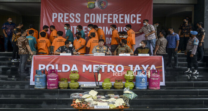 Polda Metro Bongkar Sindikat Pengoplos Gas Elpiji, 20 Pelaku Ditangkap