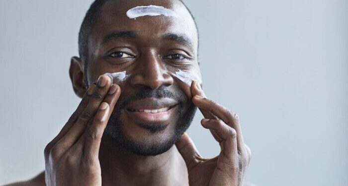 Kulit Pria Lebih Berminyak Dibanding Perempuan