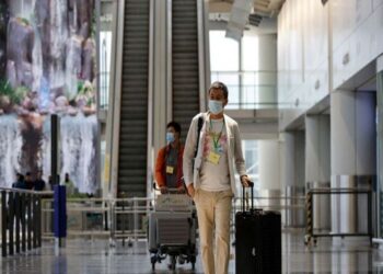 Hong Kong Mulai Cabut Pembatasan Sosial Terkait COVID-19