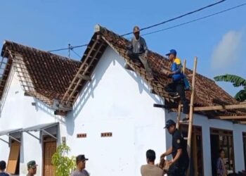 Angin Puting Beliung Rusak Belasan Rumah Warga di Kabupaten Madiun