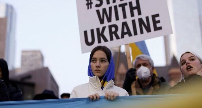 Kanada akan Kirim Tambahan 200 Kendaraan Lapis Baja ke Ukraina