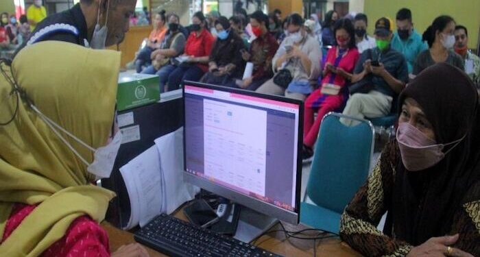 250 Warga Ikuti Vaksin Booster di Kantor Wali Kota Jaktim