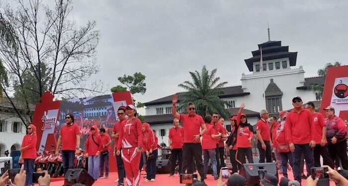 PDI Perjuangan Gelar Senam Indonesia Cinta Tanah Air di Bandung