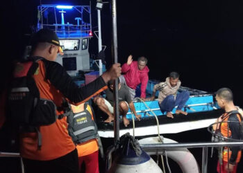 Basarnas Selamatkan KM Inka Mina berpenumpang 12 orang