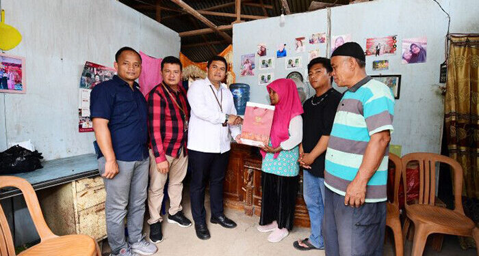 Beasiswa Jokowi yang Melepas Beban Penjual Puding di Manado