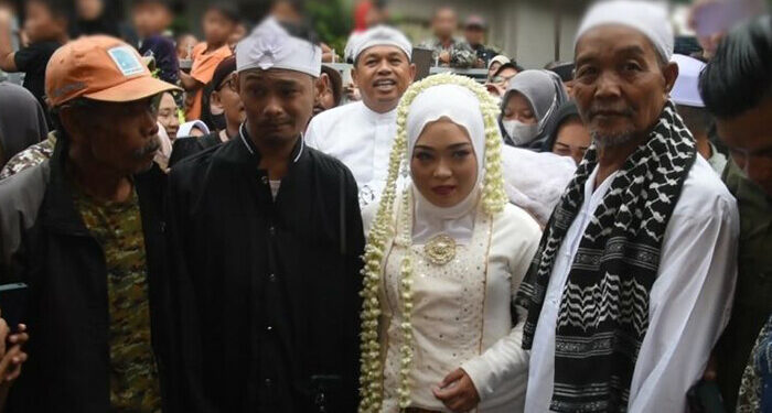 Dedi Mulyadi Tepati Janjinya untuk Nikahkan Driver Ojol Disabilitas