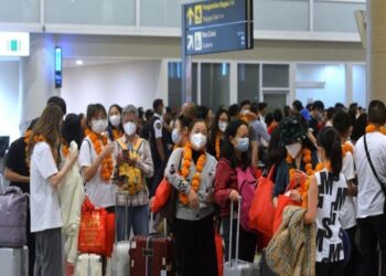 210 Orang Penumpang Pesawat Asal Tiongkok Tiba di Bali