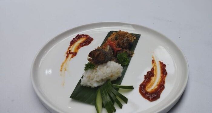 Tips Goreng Sarden Bumbu Serundeng