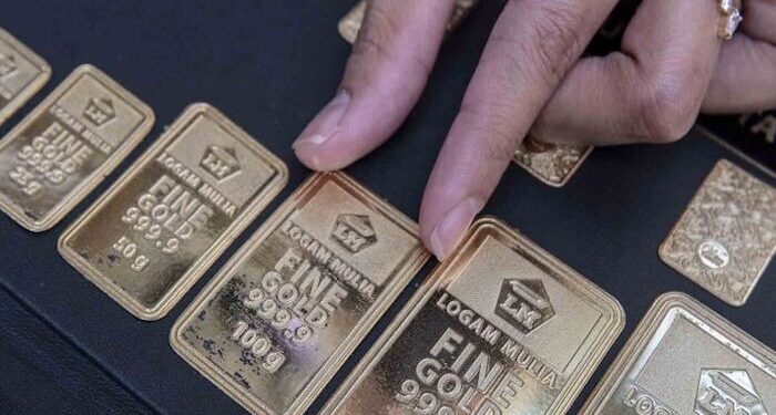 Harga Emas Antam Hari Ini Naik Rp2.000 Per Gram