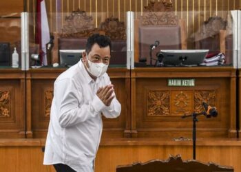 Jaksa Penuntut Umum Tuntut Kuat Ma’ruf 8 tahun