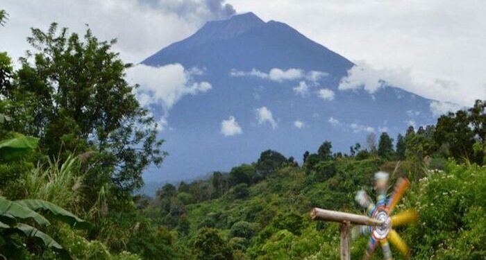 Gunung Kerinci Kembali Erupsi