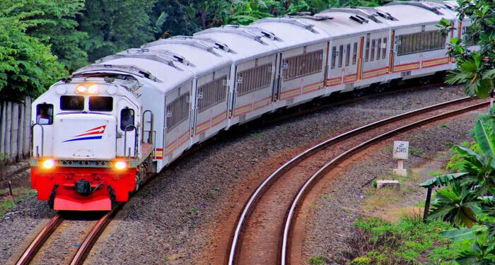 KAI Beri Diskon Tarif Sampai 50 Persen untuk Lansia Hingga Wartawan ke Berbagai Tujuan