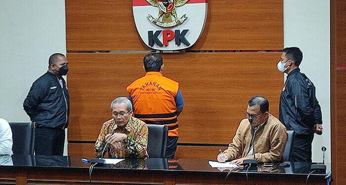 KPK Resmi Umumkan Lukas Enembe sebagai Tersangka Proyek Infrastruktur di Papua, Penyuapnya Langsung Ditahan