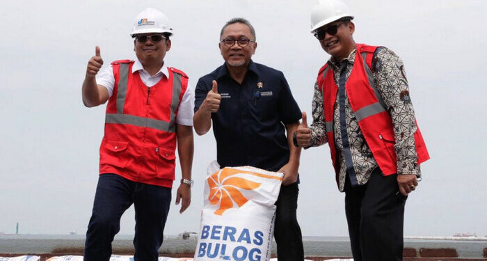 Mendag Minta Bulog Percepat Distribusi Beras agar Harga Stabil