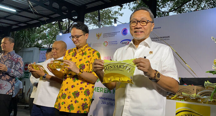 Atasi Kelangkaan, Mendag Zulhas Siapkan 450 Ribu Ton Minyakita per Bulan
