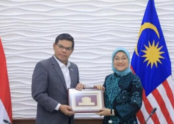 Mendagri Malaysia Temui Menaker Ida Fauziyah Bahas Perlindungan TKI