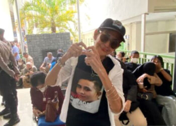 Pendukung Berharap Bharada E Dapat Vonis Bebas