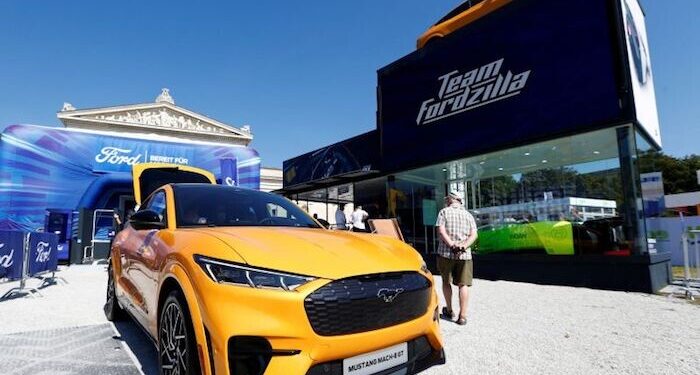 Ford Targetkan Produksi 270 Ribu Mustang Mach-E Selama 2023