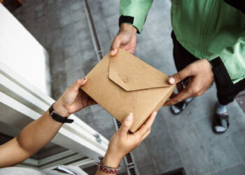 Mengulik di Balik Naiknya Tren Pesan Makanan Online