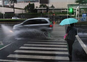 Jakarta Berpotensi Diguyur Hujan Ringan Sepanjang Hari