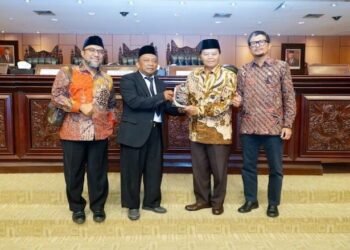 MPR Ajak Santri Lanjutkan Peran Ulama Pahlawan Bangsa