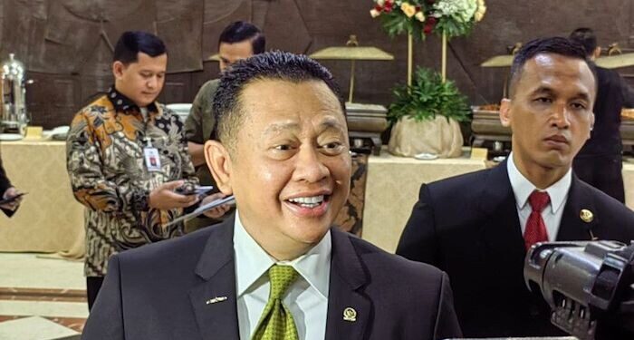 Ketua MPR Pandu Pengucapan Sumpah Anggota MPR Pengganti Antarwaktu