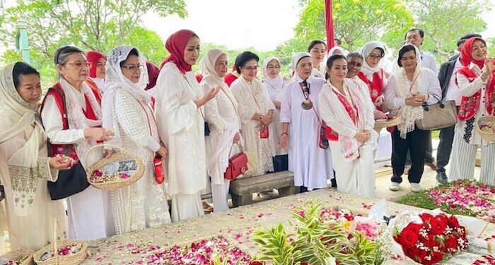 100 Tahun Fatmawati, Bukan Sekadar Penjahit Bendera Pusaka
