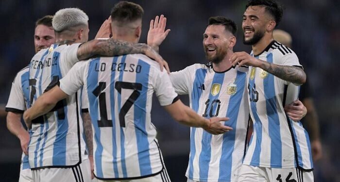 Lionel Messi cetak trigol saat Argentina bantai Curacao 7-0