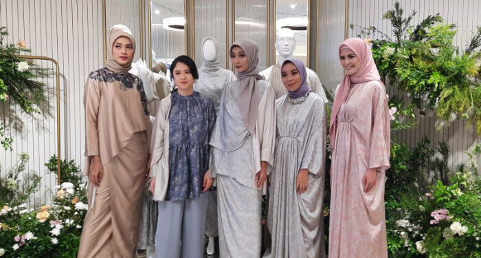 Busana Dengan Motif Bunga dari Kami. untuk Lebaran 2023