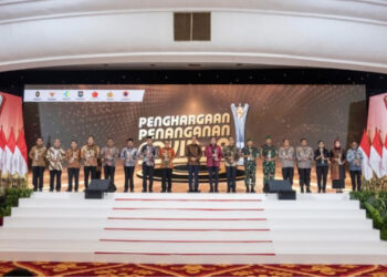 Presiden Beri Penghargaan Atas Kontribusi Berbagai Pihak Selama PPKM