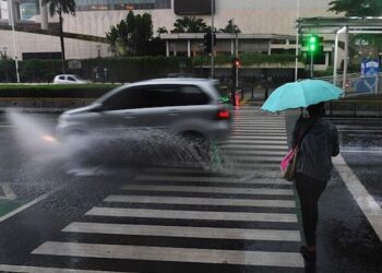 BMKG Ingatkan Sejumlah Wilayah di Indonesia Berpotensi Hujan Lebat