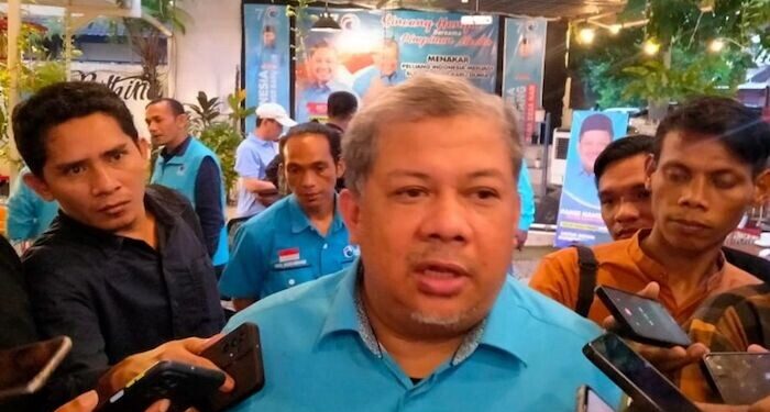 Fahri Hamzah Sindir Anggota DPR Jadi Penyalur Bansos