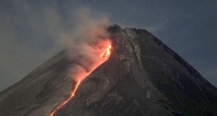 Gunung Merapi 11 Kali Luncurkan Guguran Lava Pijar