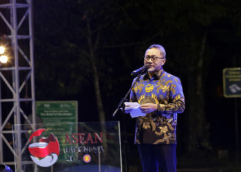 Gala Dinner ASEAN Economic Ministers Retreat 2023: Mendag RI Zulkifli Hasan Gulirkan Diplomasi Harmoni Hidup Candi Borobudur