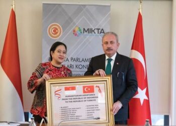 Puan Salurkan Bantuan Korban Gempa Saat Bertemu Ketua Parlemen Turki