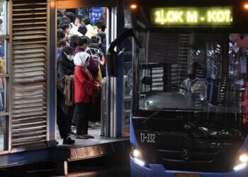 TransJakarta Sesuaikan 15 Rute Seiring Penutupan Halte Harmoni
