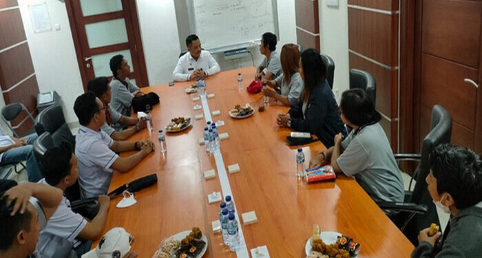 Deputi Administrasi Setjen DPD RI Terima Aspirasi Tolak Rancangan Perpres Media Berkelanjutan Publisher Right