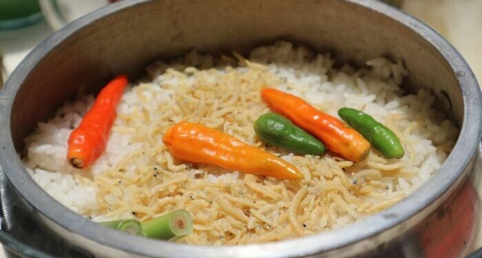 Resep Nasi Liwet Nikmat Dimasak dengan Rice Cooker, Cocok untuk Sahur