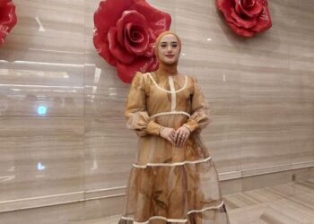 Selebgram Bandung Beri Tips Berbusana Muslim “Kece” Saat Lebaran