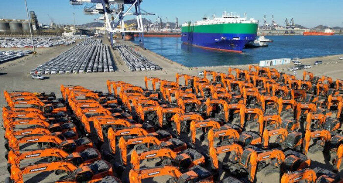 WTO: Pertumbuhan Perdagangan Global 2023 Melambat Jadi 1,7 Persen