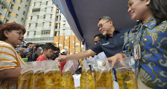 Lanjutkan Tinjau Pasar Murah di Jakarta, Mendag Zulkifli Hasan: Pastikan Bantu Masyarakat dengan Bapok Murah