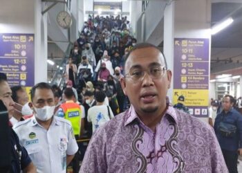 Anggota Komisi VI DPR Sidak Stasiun Manggarai Soal Kepadatan Penumpang
