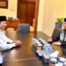 Jokowi dan Prabowo Berbincang Hangat Hingga Tersenyum Lebar