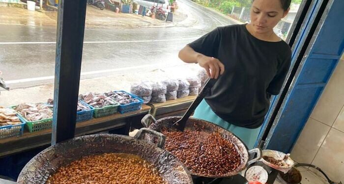 Pengusaha “Tenteng” Malino Meraup Omzet Puluhan Juta di Libur Lebaran