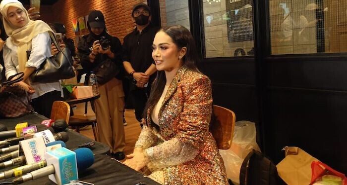 Krisdayanti Kini Putuskan Pakai Nama Sesuai Akta Lahir