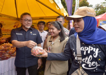 Tinjau Pasar Murah di Jakarta, Mendag Zulkifli Hasan: Masyarakat Dapat Bapok dengan Murah dan Mudah