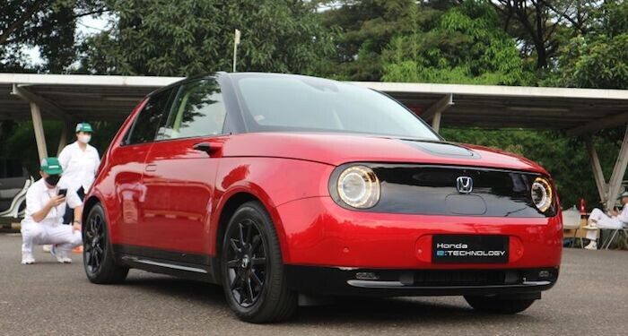 Mobil Listrik Mungil “Honda e” Diperkenalkan di Indonesia